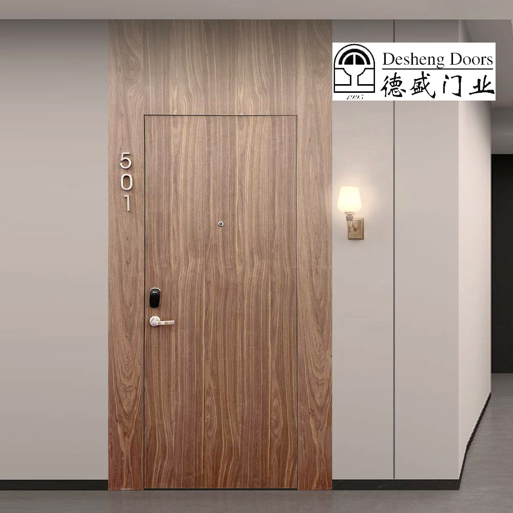 Luxury Modern Fancy Wood Door Design MDF Doors Wooden Louvered Swing Wood Solid Interior Doors for Houses Interior