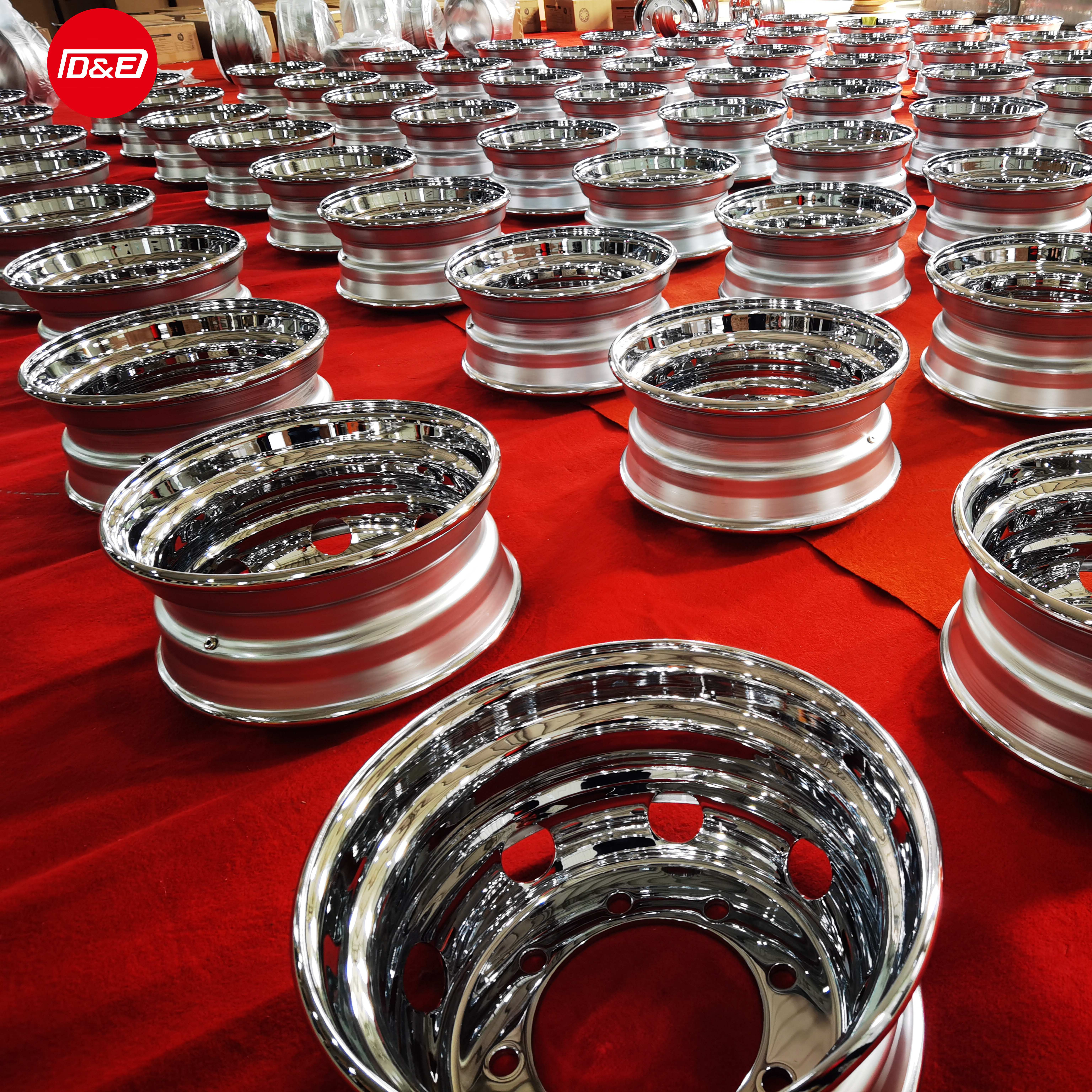 Chrome Aluminium steel wheel rims 8.25 x 24.5 8.25 x 22.5 19.5x6.0 for truck and bus boxes package on pallets