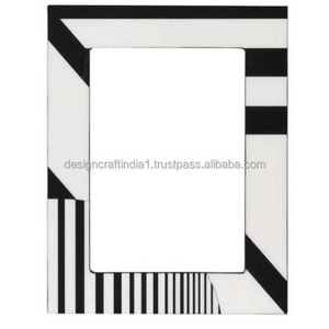 Multi Color Black and White Resin High Standard Photo Frame at Affordable Prices in India