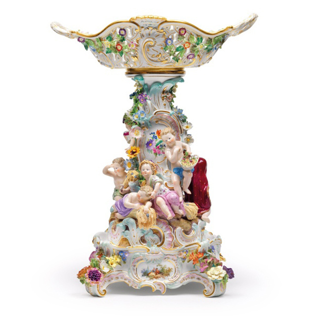 OEM custom ceramic flower crafts porcelain flower encrusted figural centerpieces and stands