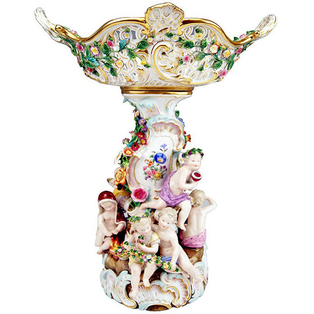 OEM custom ceramic flower crafts porcelain flower encrusted figural centerpieces and stands