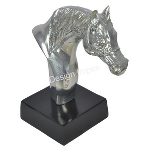 Trending Wholesale Quality Metal Solid Horse Statue Metal decorative Craft Silver Polished Elegant Horse Sculpture Tabletop