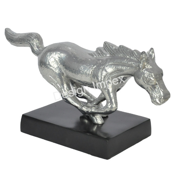 Factory Creative Aluminum Running Horse Sculpture Arts Good Quality New Elegant Tabletop Display Animal Showcase Hot Sale