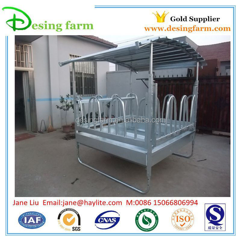 Square hay feeder with roof for horse and cattle