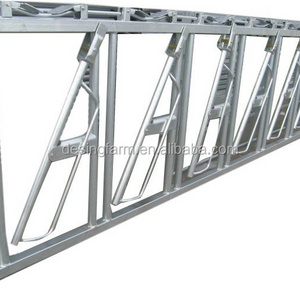 self locking cow headlock panels for feeding