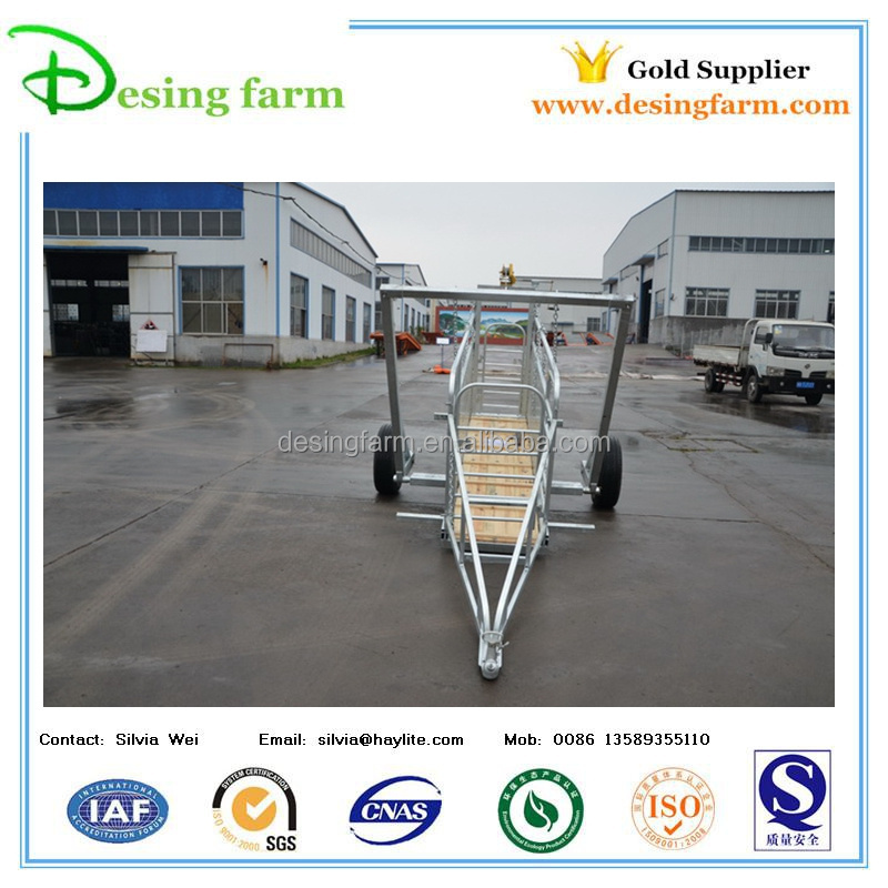 Horse trailer ramp hydraulic loading ramp