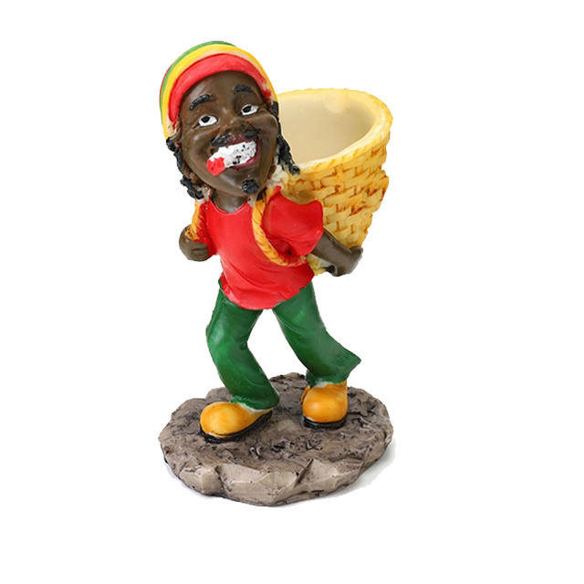 Stock Newest creative Small Size Bob Marley Resin Ashtray shape Fashion Personalized Jamaican man smoking Accessories Ashtray