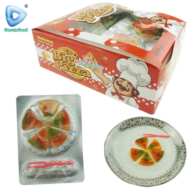 Hot selling halal pizza gummy candy with fork