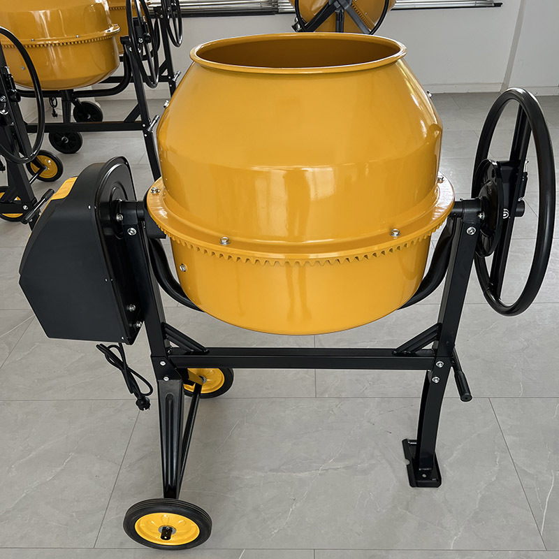 Factory 120L Portable Concrete Mixer with good quality motor housing