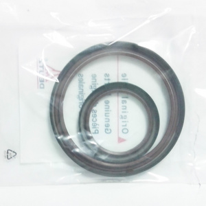 High quality deutz FL912 crankshaft seal 04154144 04232266