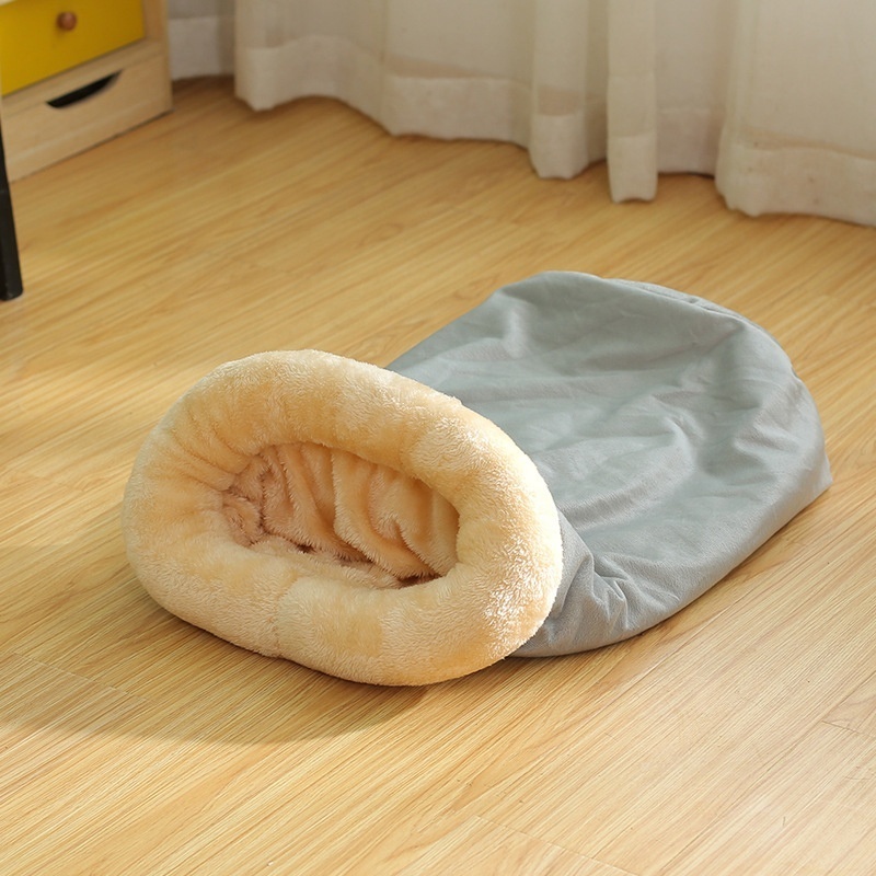 Novelty Cute Pet Sleeping Bag Warm Durable Luxury Plush Pet Cat Bed Soft Pet Bed for Cat