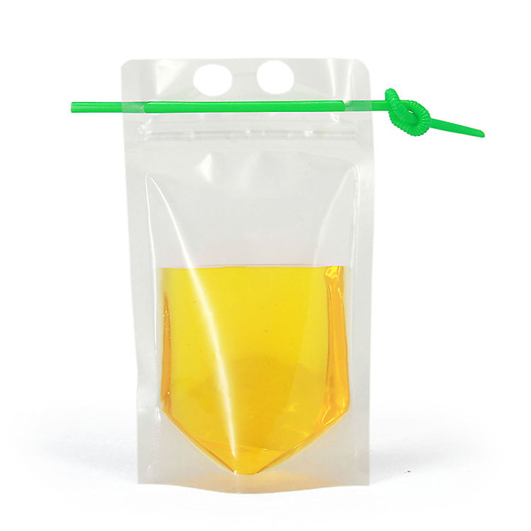 translucent reclousable hand held zipper plastic drinking pouch clear juice bag with straws