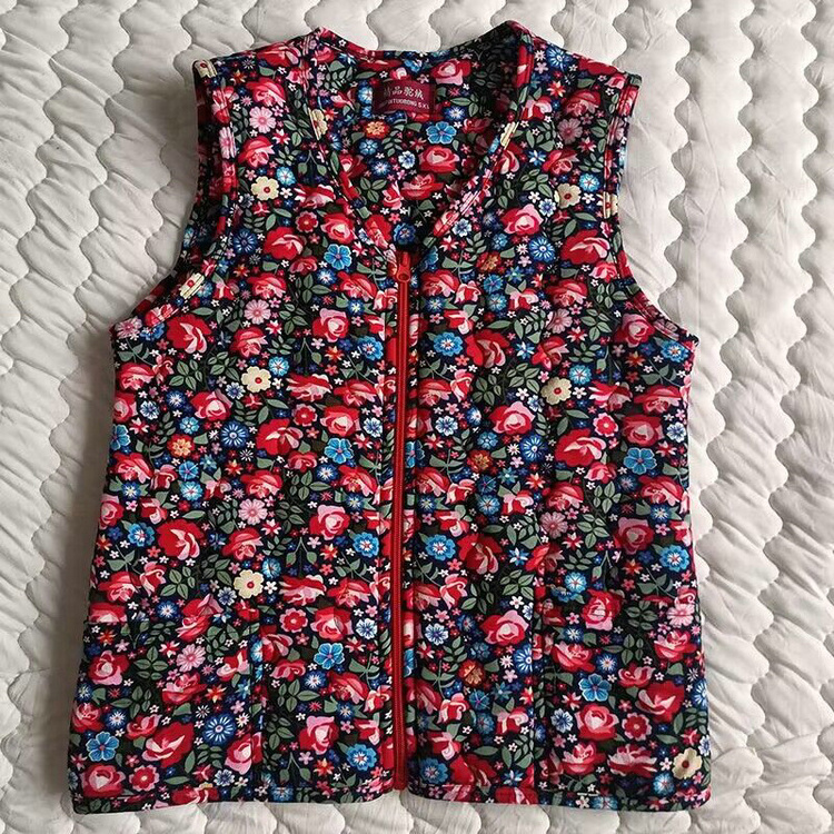 2.72 Dollar Model BXC002 Plus Size 2XL-5XL Wholesale Winter Warm Puffer Ladies Heat Weight Vest With Floral Prints