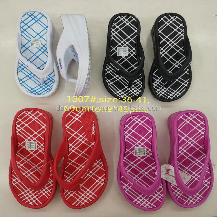 0.95 Dollar NTX013 Wholesale assorted men and ladies mix styles flat flip flops