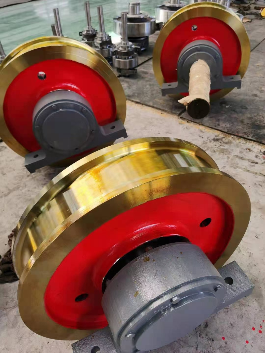 Custom mining large double flange cast forged industrial steel railway cart overhead crane rail wheels