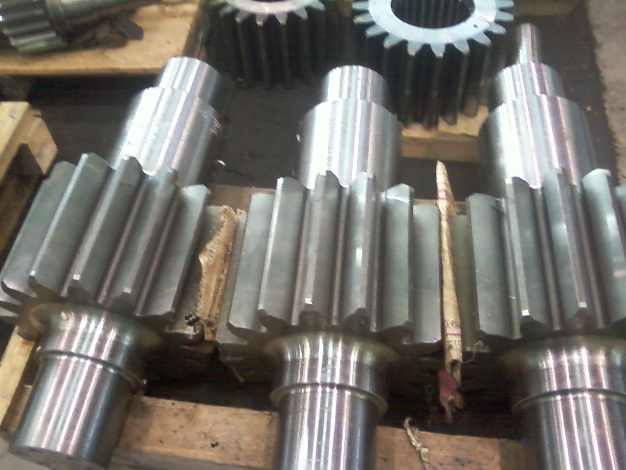 High precious factory customized casting and forging  Alloy steel Spur gear shaft