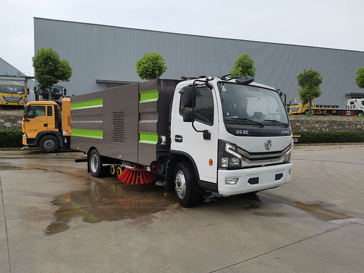 Supply 4x2 light 10cbm broom road cleaning sweeper truck vehicle street cleaning vehicle with fog sprayer