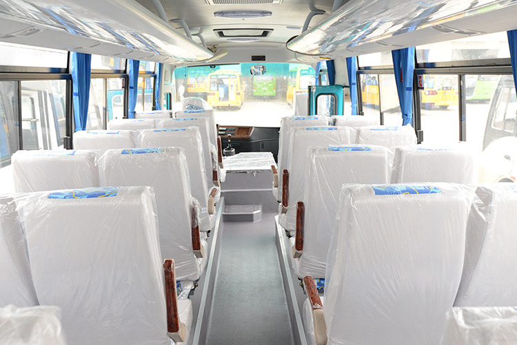 Factory supplier 7.5m 30 passenger seats diesel euro 4 or euro 5 ABS AC left hand drive medium coach bus