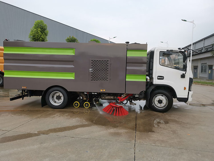 Supply 4x2 light 10cbm broom road cleaning sweeper truck vehicle street cleaning vehicle with fog sprayer