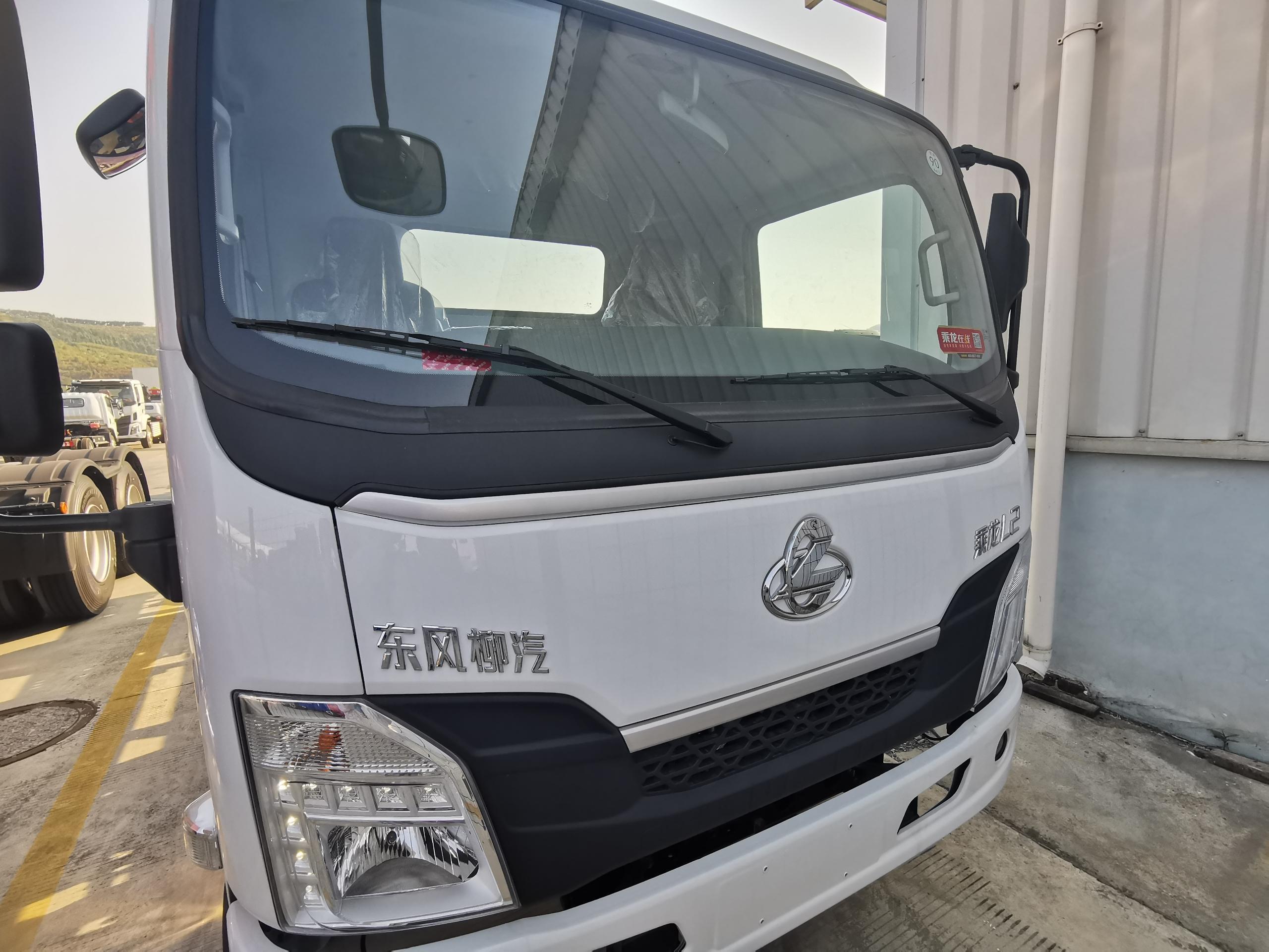 Chenglong Brand Low  Price L2 4x2 box truck ev truck Vehicle Newly Energy electric light truck for sale