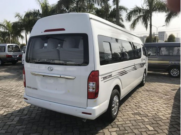 2021 luxurious 6m 18 seater diesel euro 4 front door minibus 5MT  left hand drive mini auto van buses for africa