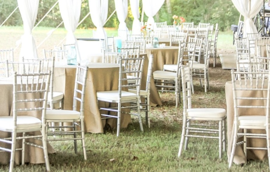 Durable Resin Metal Wood Wholesale Banquet plastic Chiavari Chair for Wedding Rental