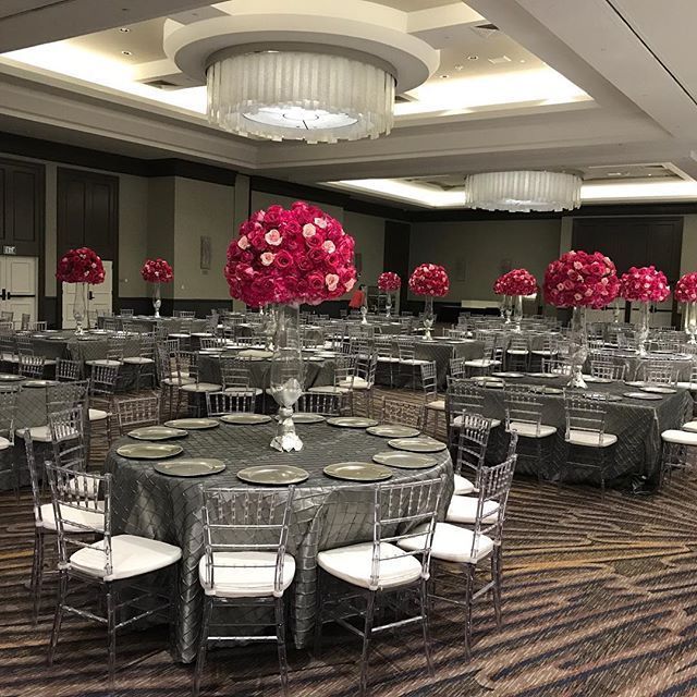 Wholesale Clear Acrylic Crystal Resin Event Tiffany Chiavari Chair Transparent Plastic Dining Chair For Weddings And Banquet