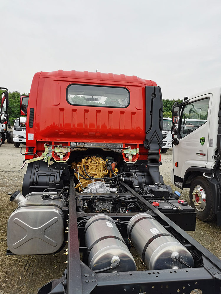 New original Dongfeng D6 4x2 single row 3 seats diesel 117hp euro 4 engine six speed manual gearbox lorry cargo truck chassis