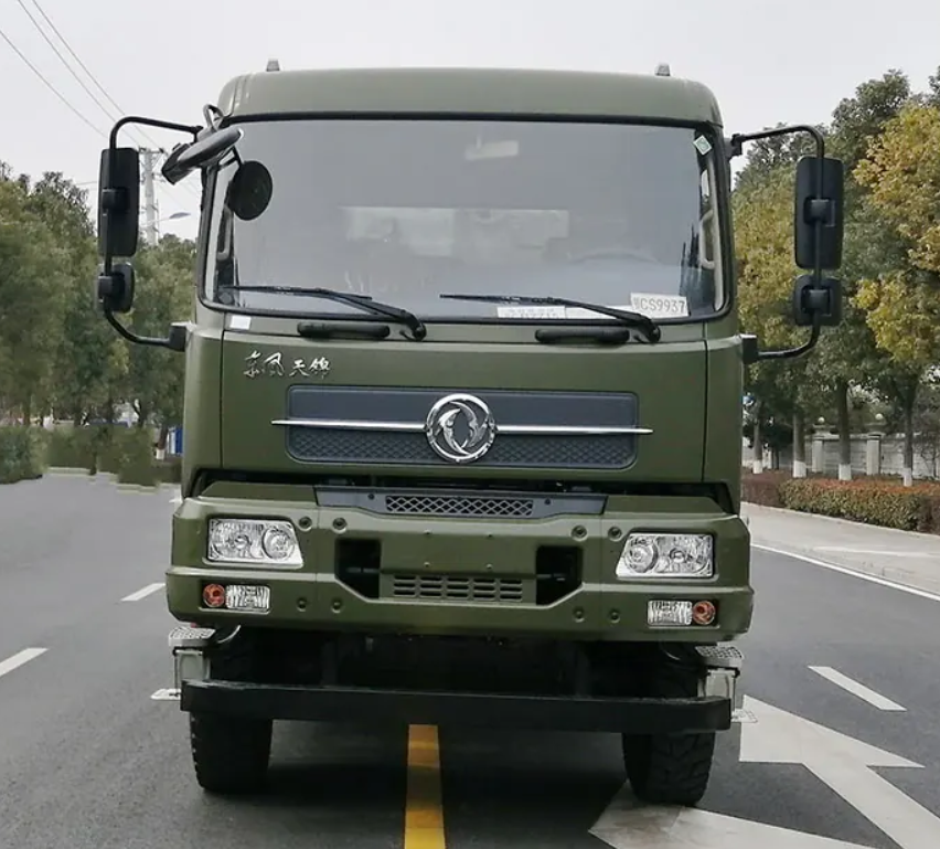 Dongfeng 6*6 Off Road 6WD Cummins Engine High power Euro-5 Hardcore Style Quality Transport Truck With Tent And Detachable Seats