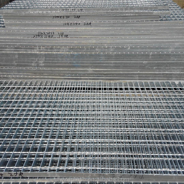 Wholesale Stainless Steel Square Tree Grating Grid For Gutter Tree Pool Cover