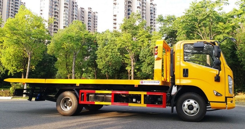 8 - 10 ton towing weight euro III IV V diesel 21m 5 ton winch recovery flatbed tow truck for sale