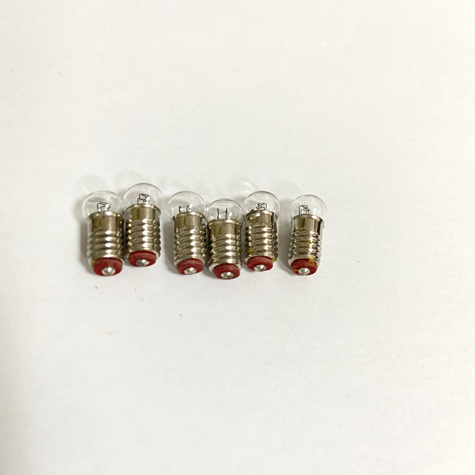 E5.5 G6X14mm micro bulb 3.5V200MA small round bead bulb