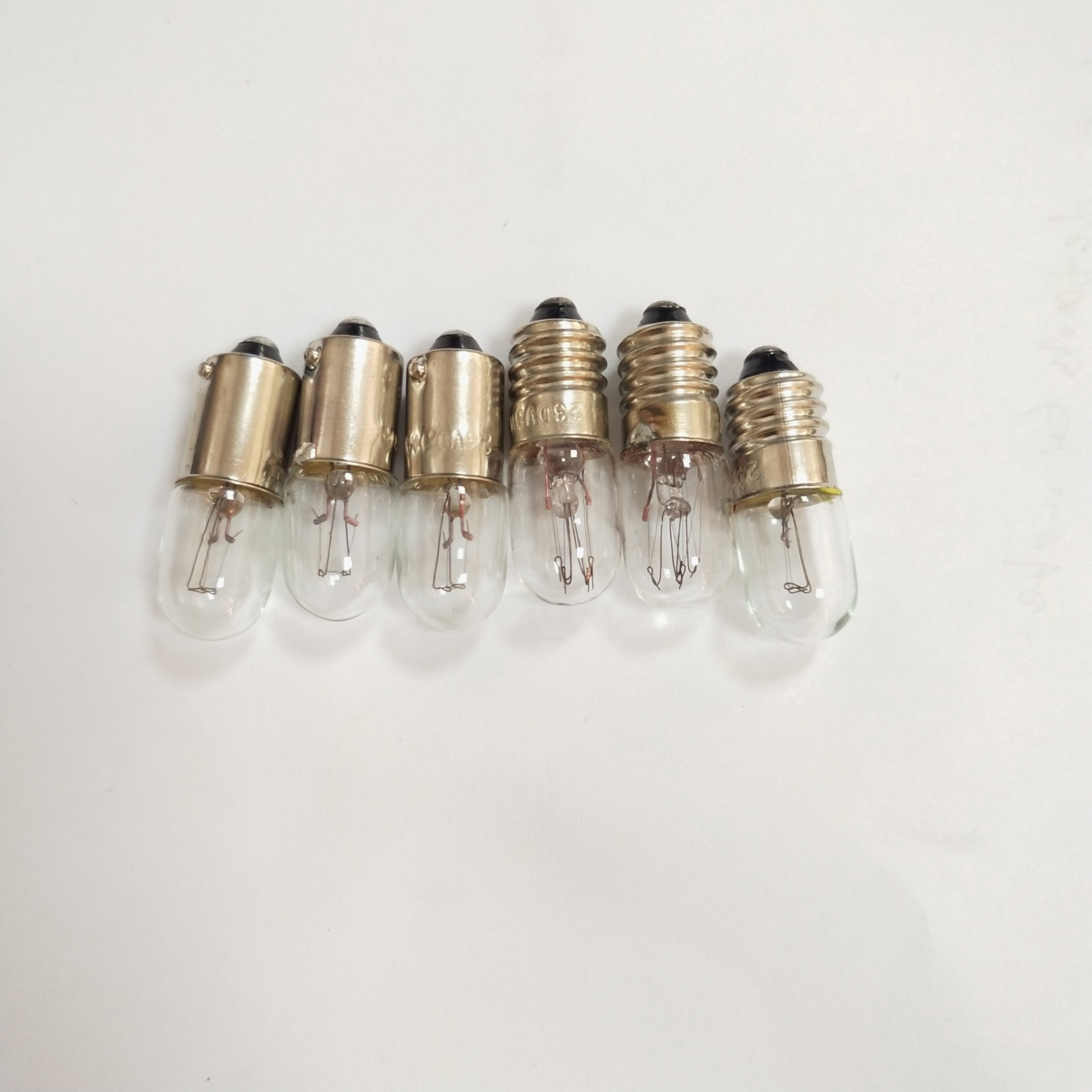 Micro tube indicator bulb BA9S bayonet base indicator bulb 24V3W, 30V2W, 12V3W equipment bulb