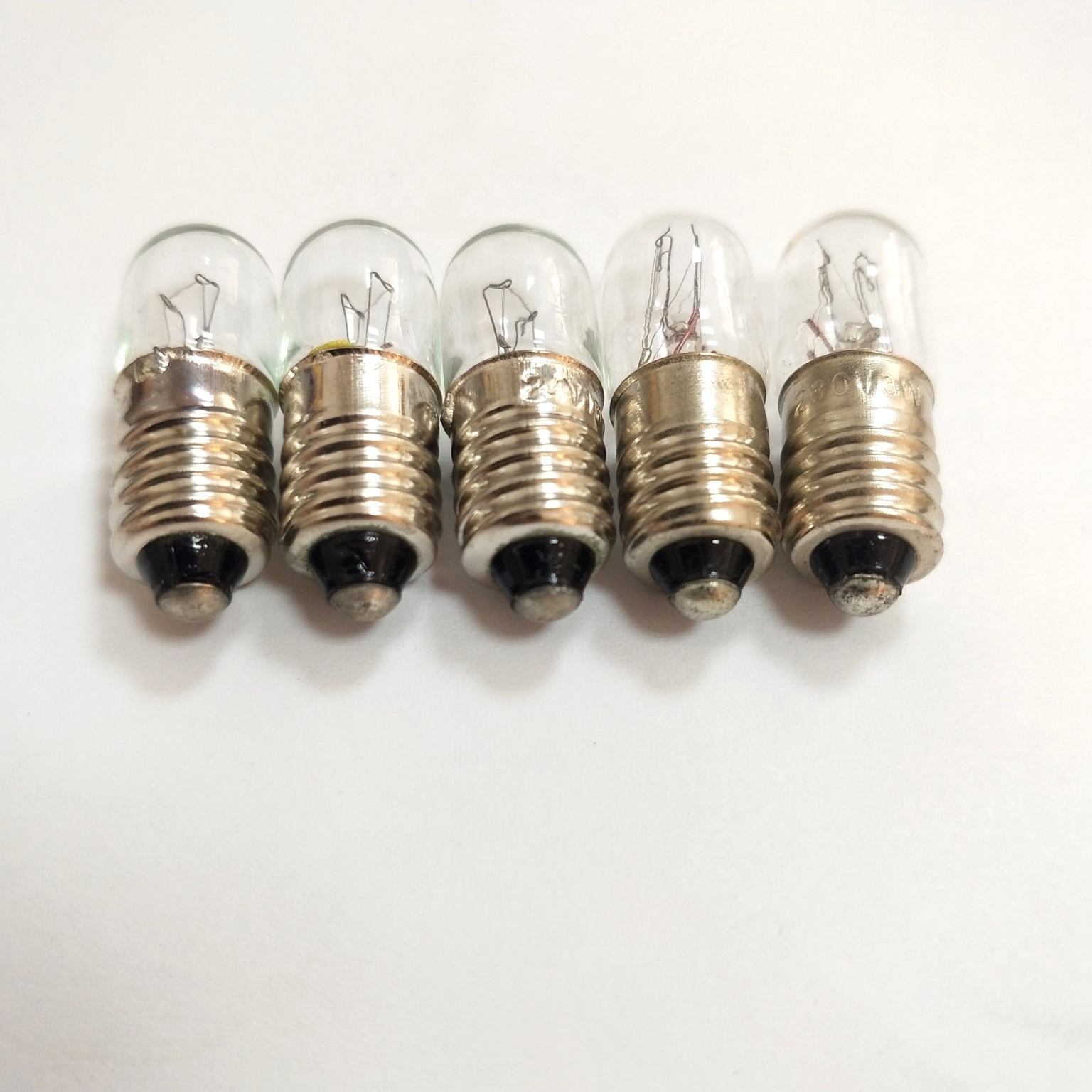 T10X28mm E10 base 6.5V300mA clear light indicator bulb 1.000hrs