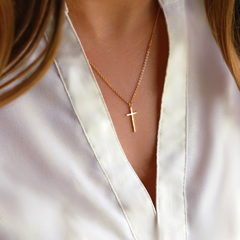 Dainty Tiny Stainless Steel 14K Gold Filled Small  Cross Heart Choker Pendant Necklace Charm Chain Necklace Women Jewelry