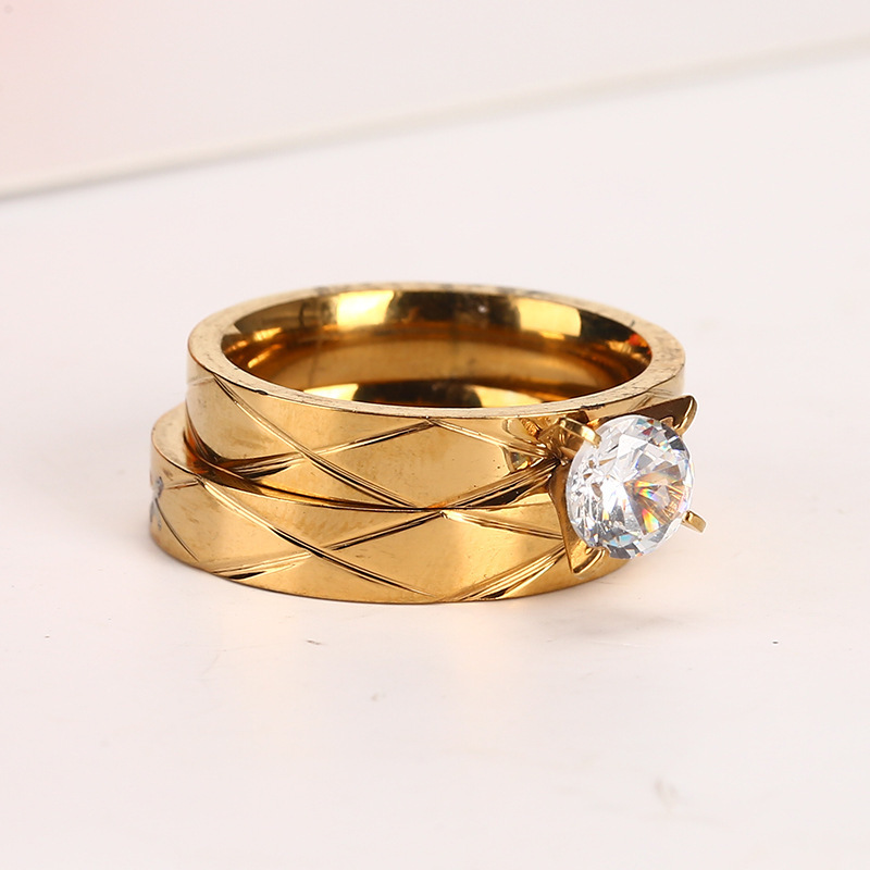 Professional Supplier Couple 18K Gold wedding ring Gold Plated Stainless Steel Ring In Hot Sale