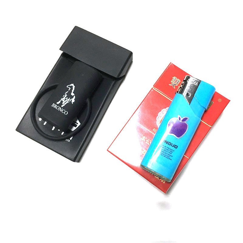 new fashion silicone lighter sleeve with custom logo