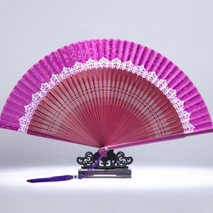 1pcs Chinese Style Carved Bamboo Craft Fan Ancient Boutique Folding Silk Cloth Hand Fans Handmade Gift Home Decoration