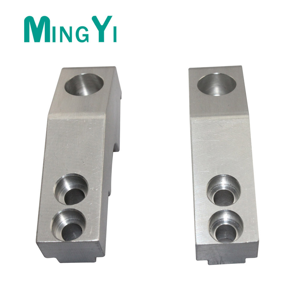 precision hollow block mold