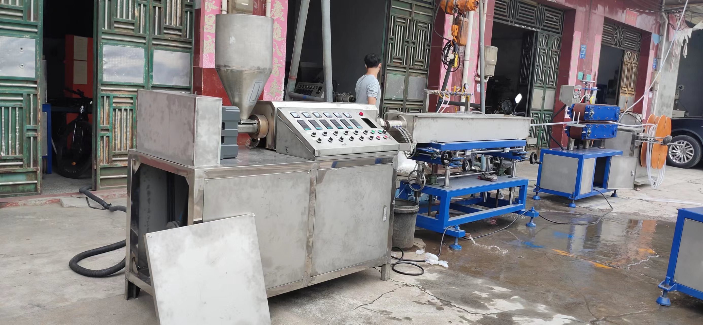 HDPE PP Plastic Pipe Extruder Machine Plastic Water Tube Make Machine Pipe Production Line