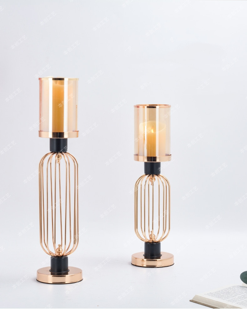 Iron Pillar Candleholder for Wedding Decoration New Luxury Design Handmade Gold Plated T Light Candle Holder Pillar