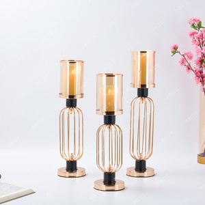 Iron Pillar Candleholder for Wedding Decoration New Luxury Design Handmade Gold Plated T Light Candle Holder Pillar