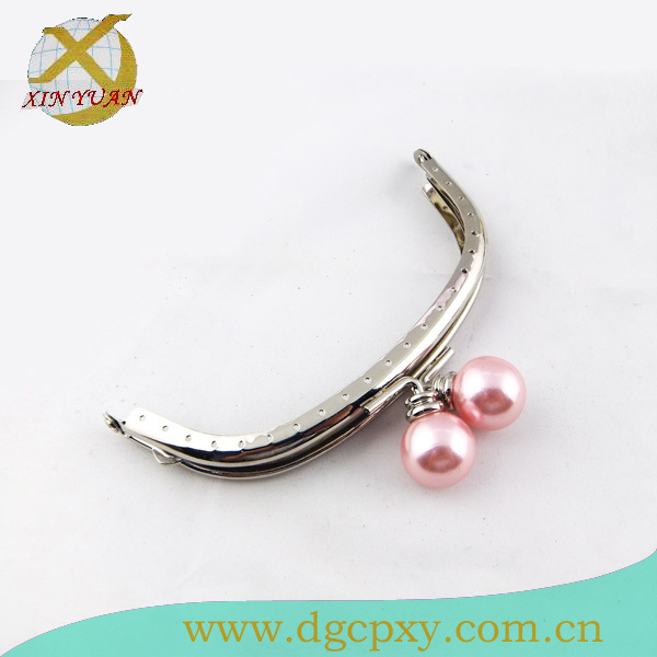 High Quality Metal Purse Frame with Candy Kiss Lock for Purse Making