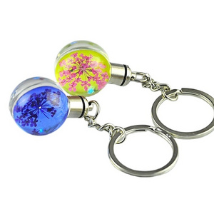 Wholesale Factory Custom Led Light Flower Keychain Key Ring with Light out Crystal Led Keychain for souvenir