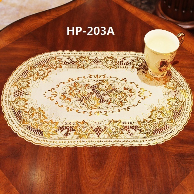 Oval vinyl PVC tablemat anti slip protective heat resistant decorative table plastic lace doilies placemat 30*46 cm