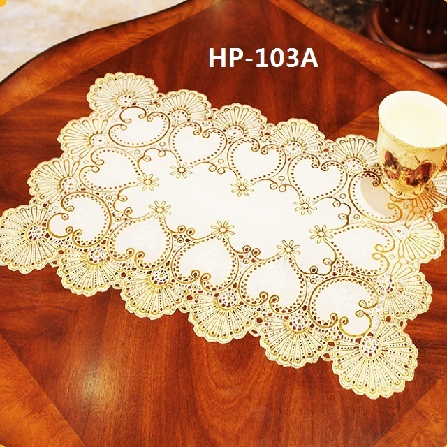 Rectangle shape gold embossed PVC table mat anti slip protective heat resistant decorative table plastic lace place mat 30*46 cm