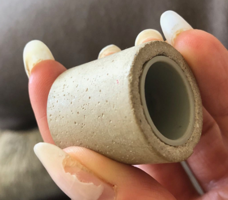 Custom FEA 15mm concrete lid cover cosmetic bottles cylinder capping cement block pier concrete pillar perfume cap for perfumes