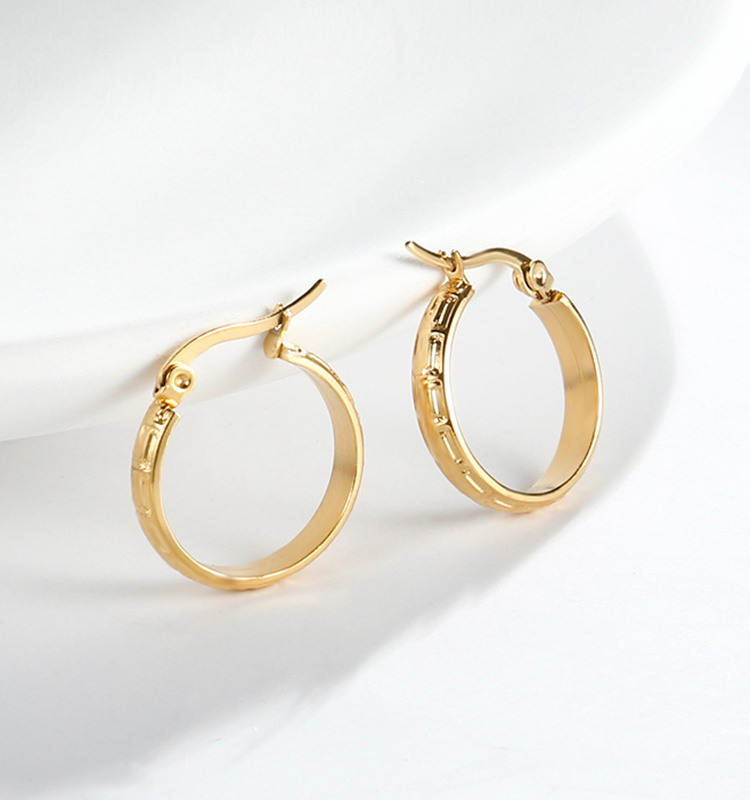 China Manufacturer Supplier Wholesale Fashion Gold Plated Stainless Steel Designer Earring Jewelry