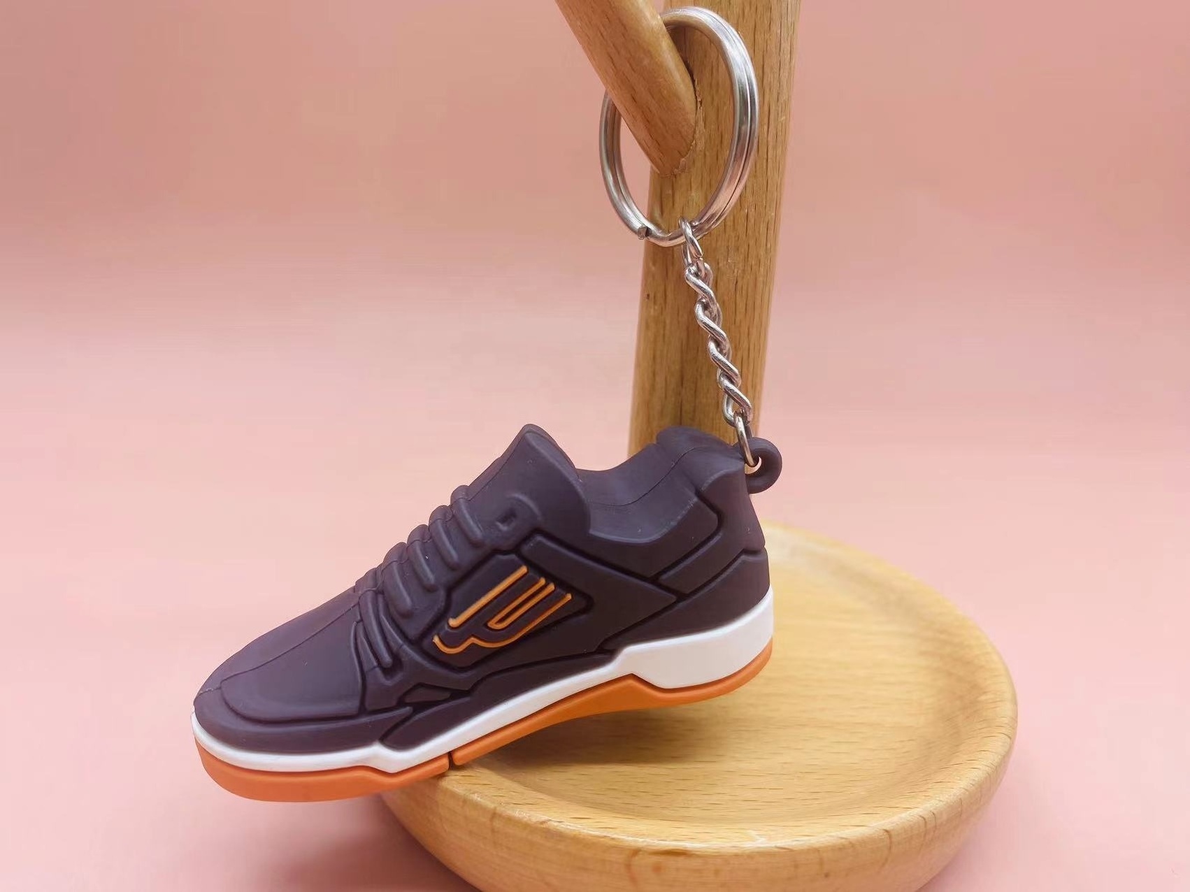 3D sneaker key chain Pendant mini basketball shoe model soft plastic decoration gift keychain