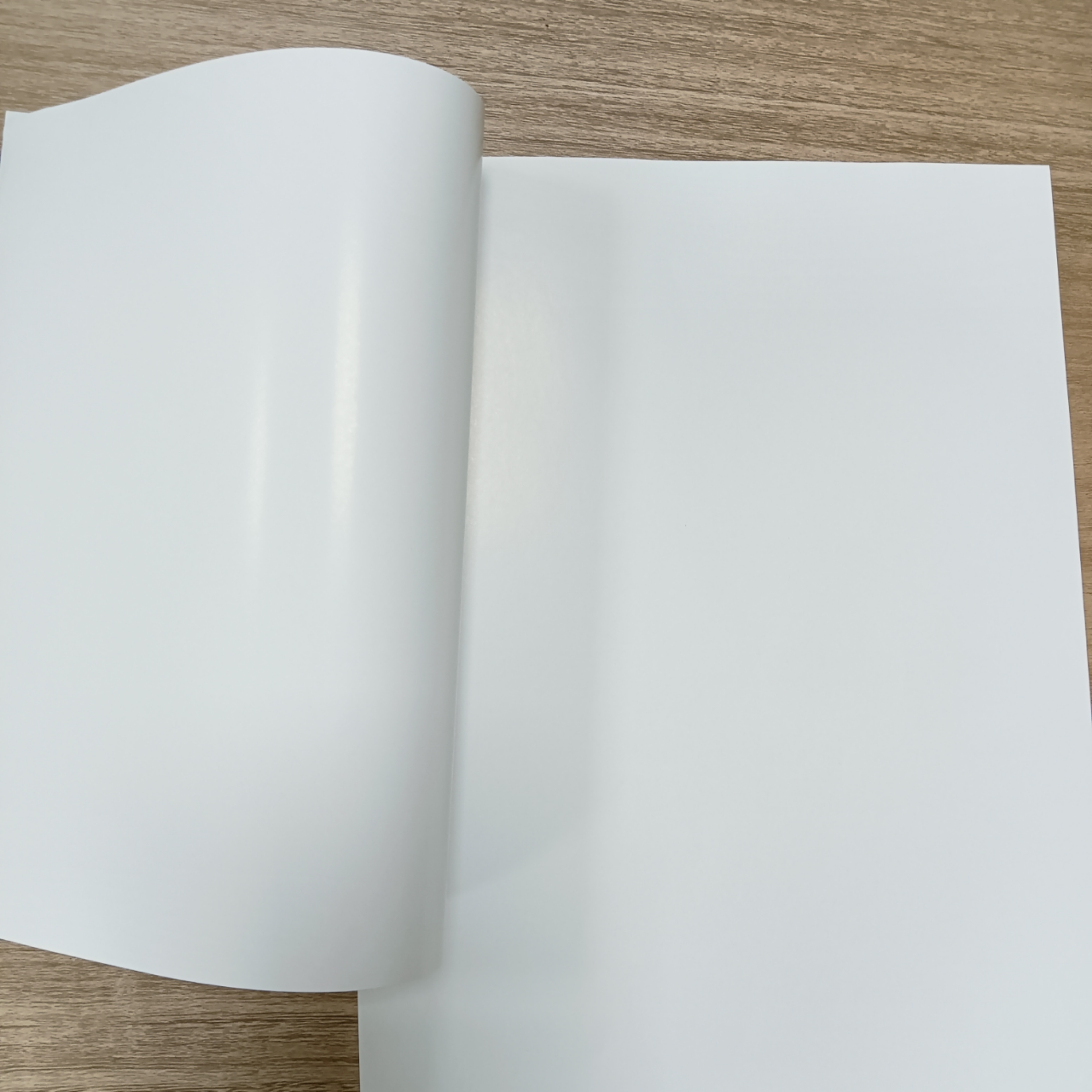 Customized Size Good Price High Quality 128g 150g 157g  C2S Coated Art Paper Glossy Matte  Chrome Paper in sheet in roll